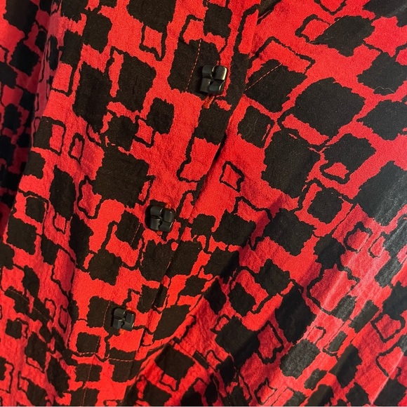 Habitat Black Red Geometric Tunic Buttons Medium - Picture 11 of 13